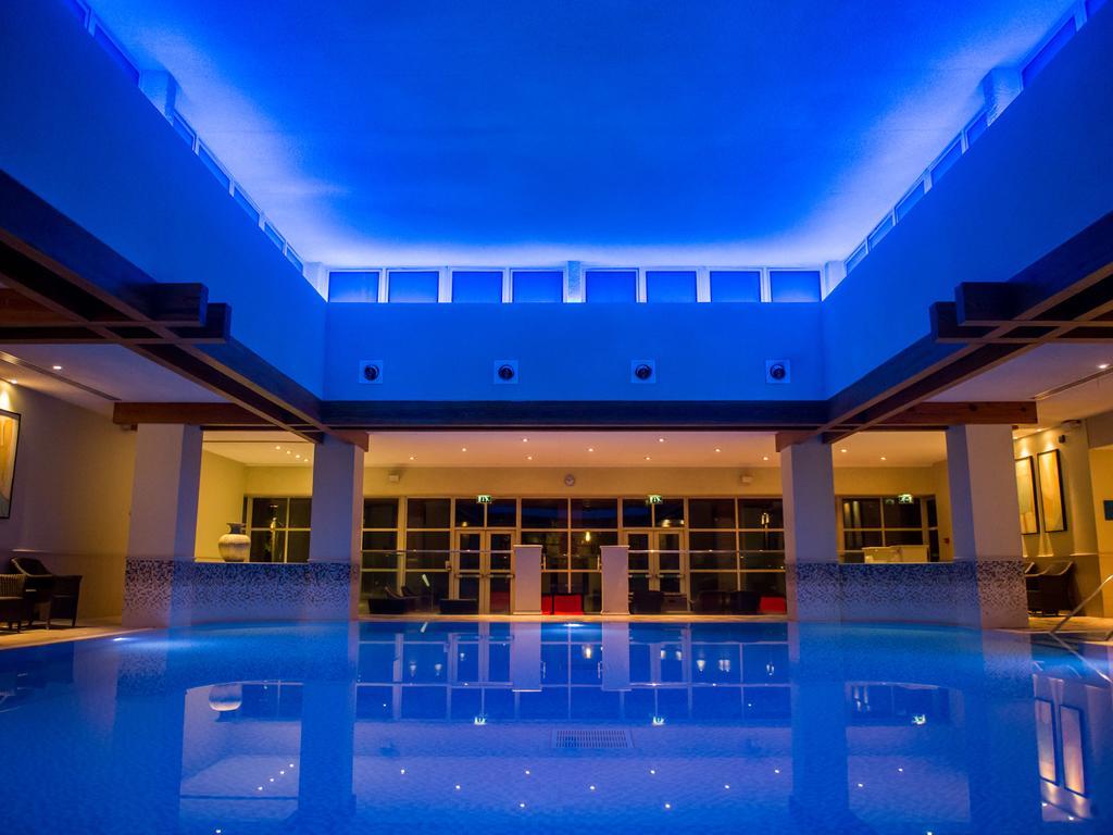 Thorpe Park Hotel And Spa リーズ エクステリア 写真